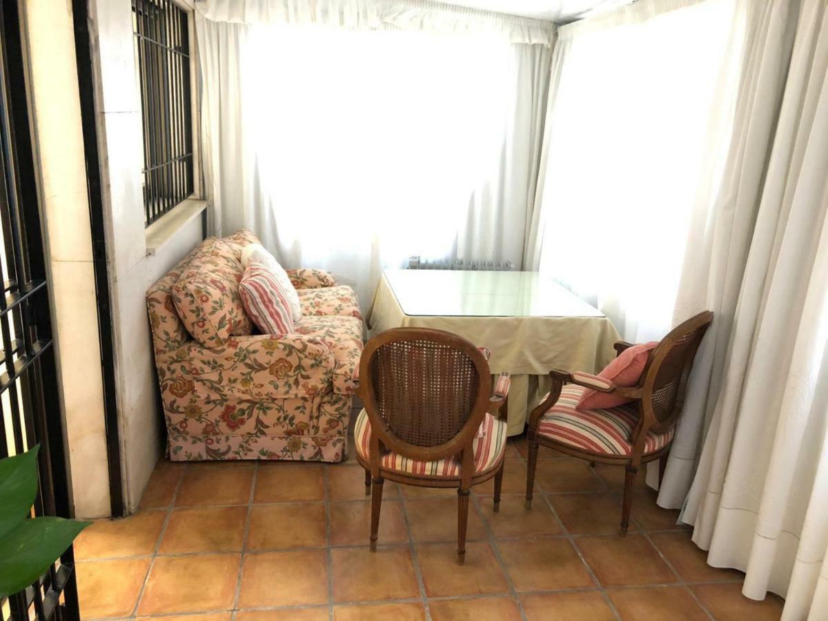 Alojamiento Ronda De Los Tejares Cordoba Ngoại thất bức ảnh