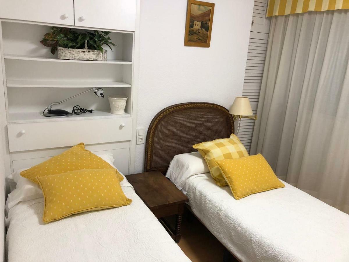 Alojamiento Ronda De Los Tejares Cordoba Ngoại thất bức ảnh