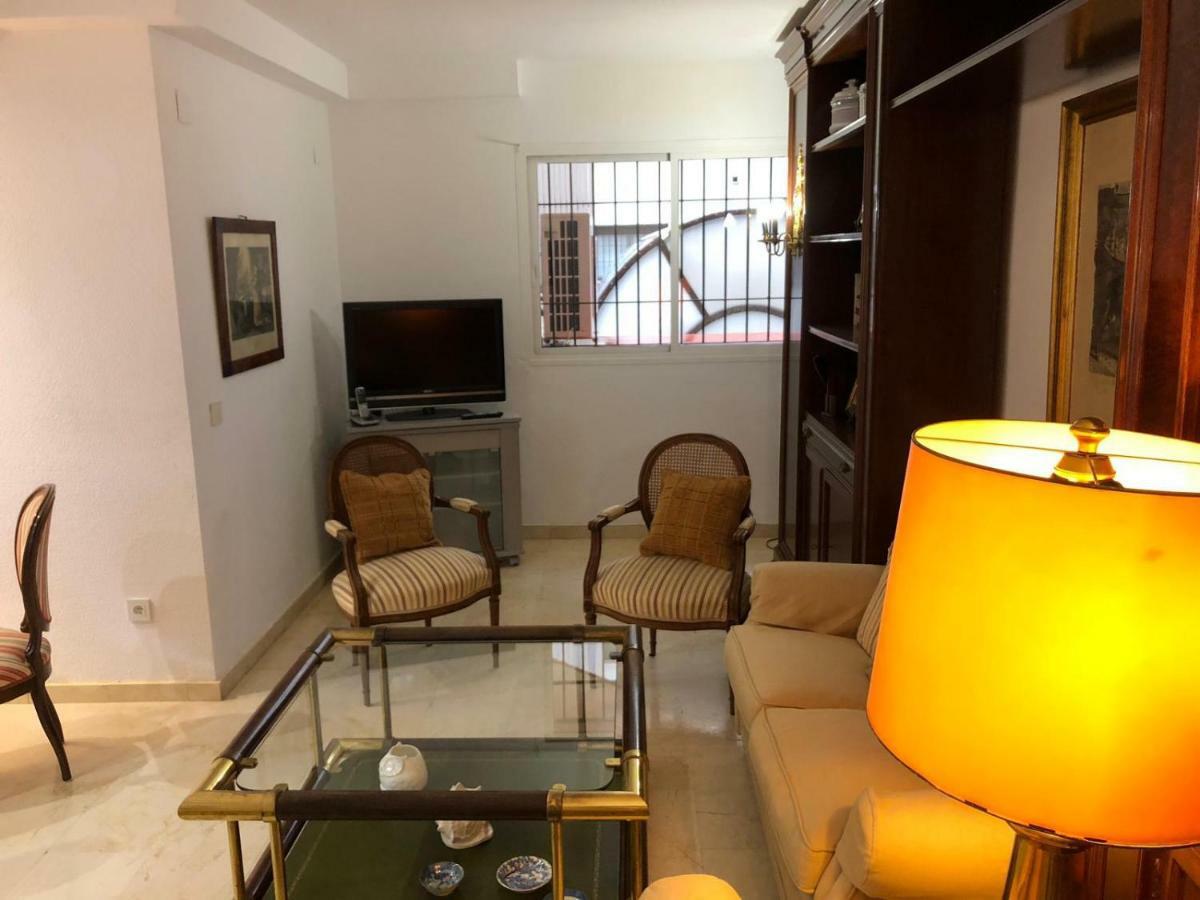 Alojamiento Ronda De Los Tejares Cordoba Ngoại thất bức ảnh
